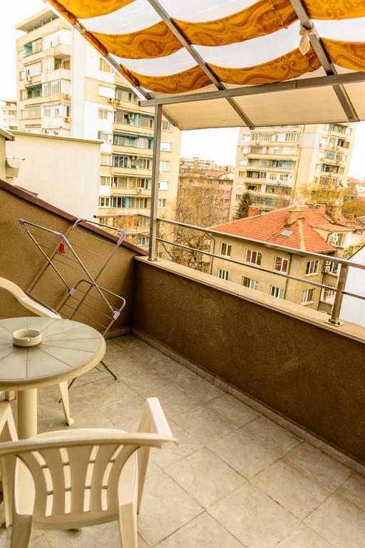 Apartment Leonardo Davinci Plovdiv Esterno foto