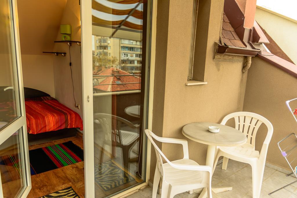 Apartment Leonardo Davinci Plovdiv Esterno foto