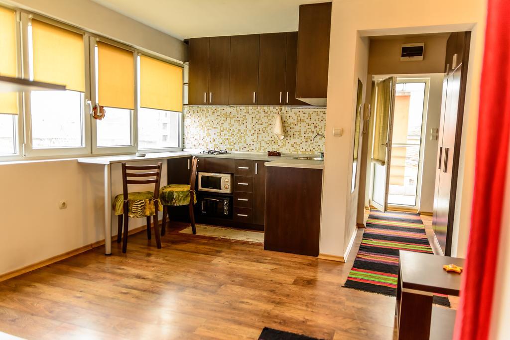 Apartment Leonardo Davinci Plovdiv Esterno foto